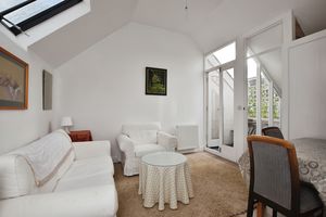 Photo 15- click for photo gallery